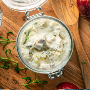 Śledzie w śmietanie 300g